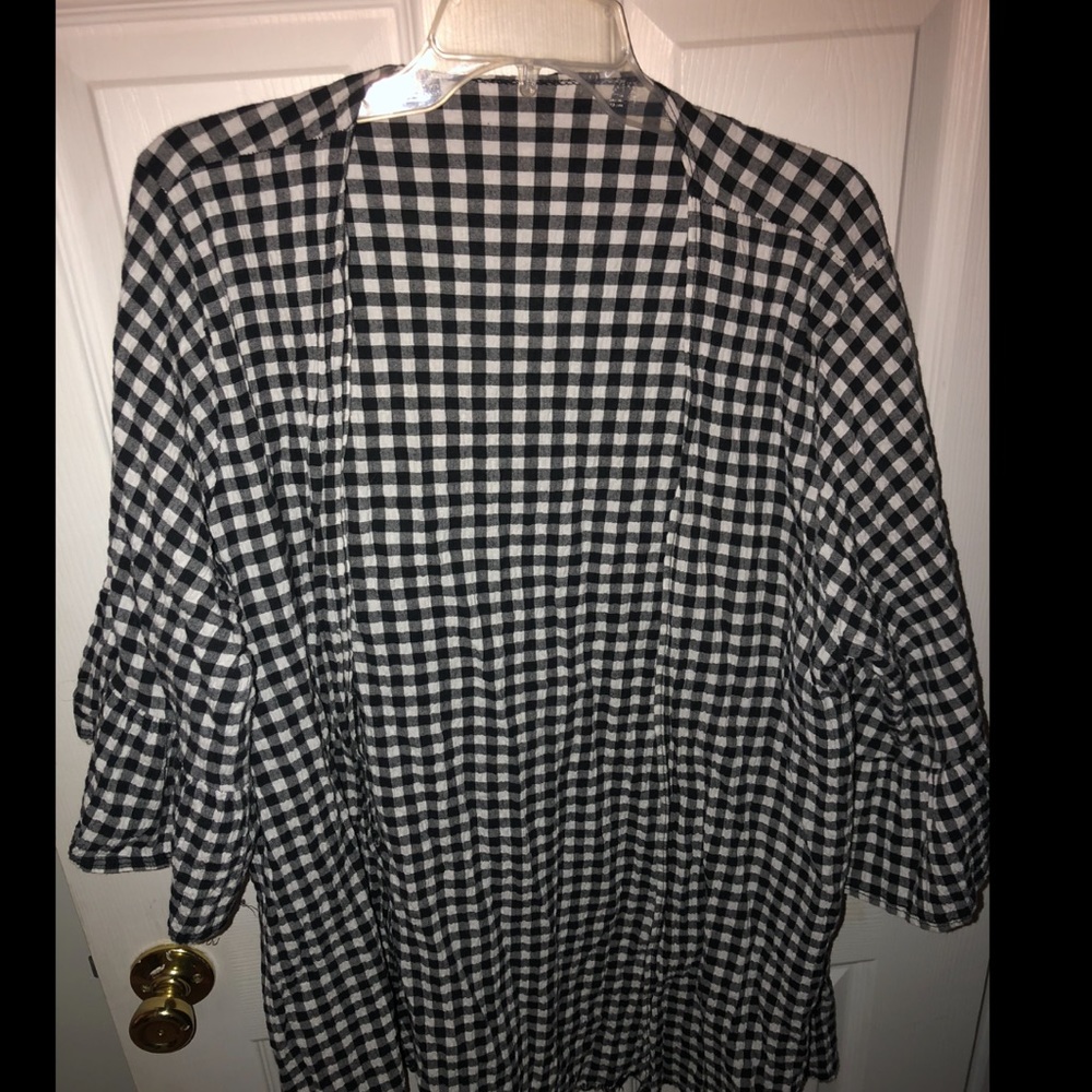 Kimono type top